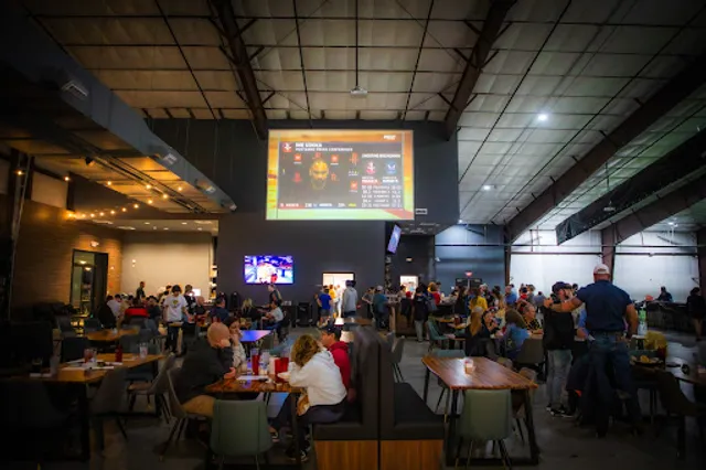 Community Fieldhouse Sports Bar and Grill