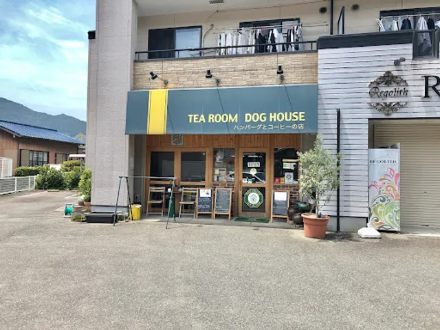 Tea Room Dog House
