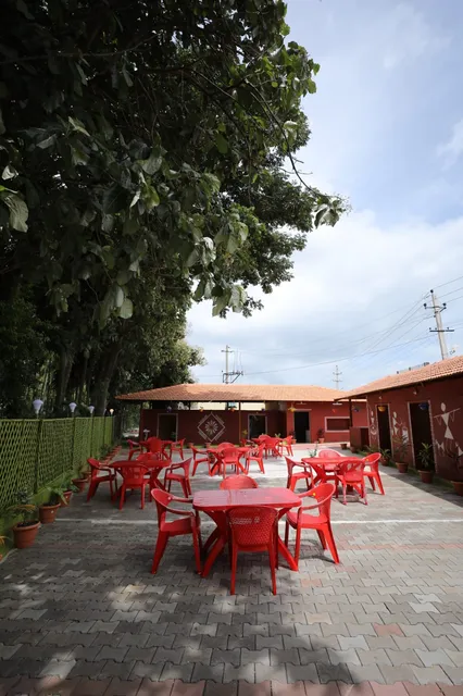 S.S Paradise Family Restaurant || Daavanagere