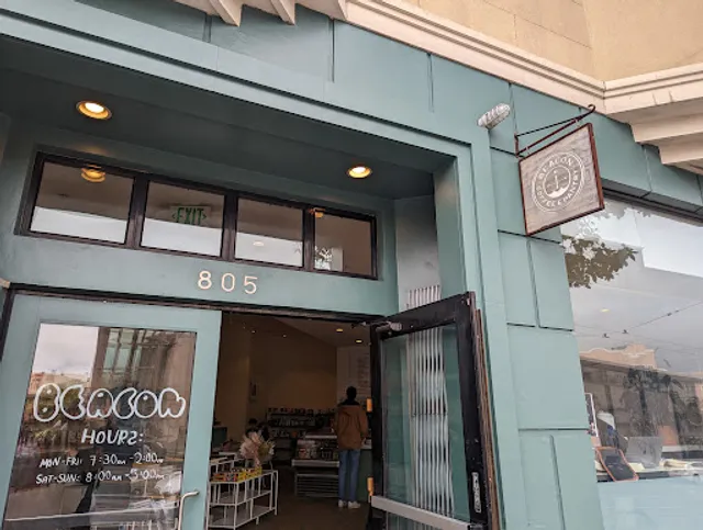 Beacon Coffee & Pantry