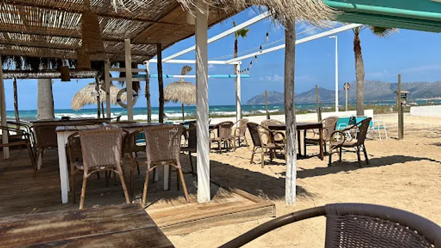 Moomba Beach Café