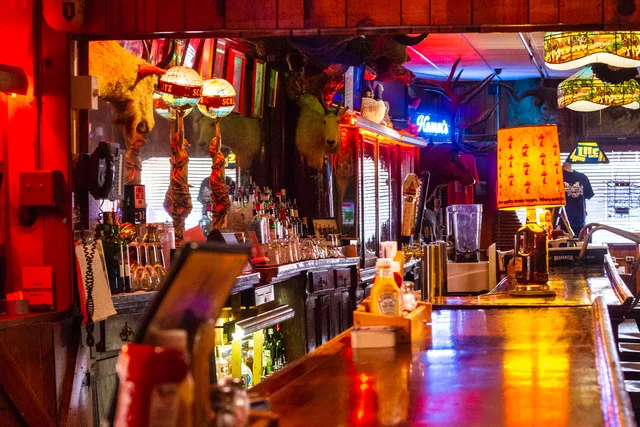 Ole's Big Game Steakhouse & Lounge