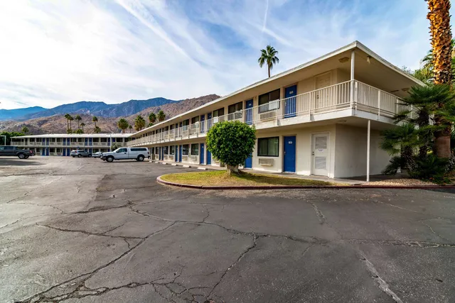 Motel 6 Palm Springs, CA - East - Palm Canyon