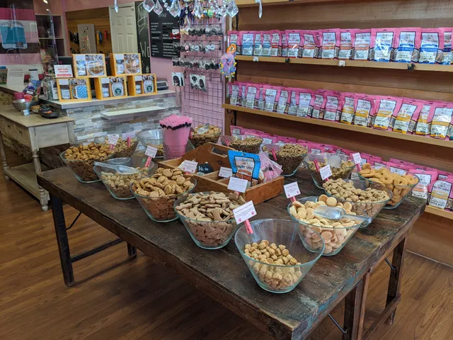 Woof Gang Bakery & Grooming Cranford