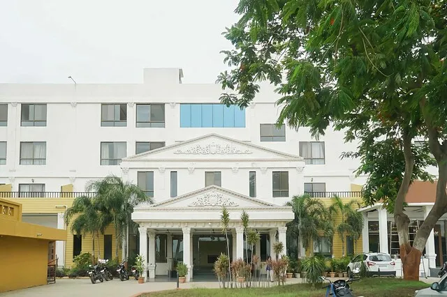 Collection O Sanskruti Resort