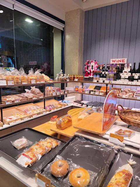 파리바게뜨 강릉솔올점