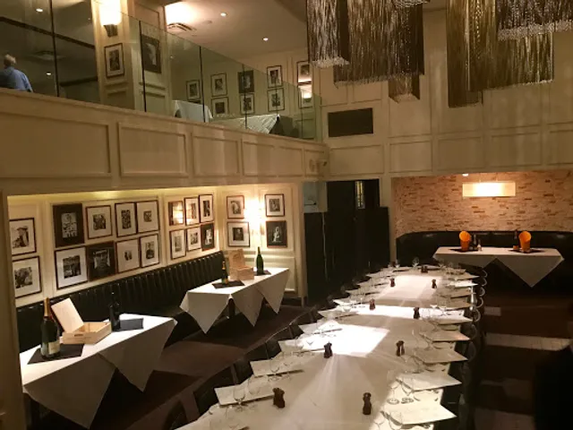 McCormick & Schmick's Seafood & Steaks