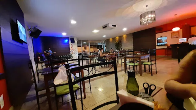 Restaurante e Pizzaria Tunnel