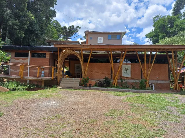 Pousada Flora Bamboo Eventos e Camping
