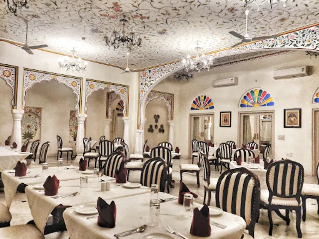Zaffran Restaurant & Saaqi Bar