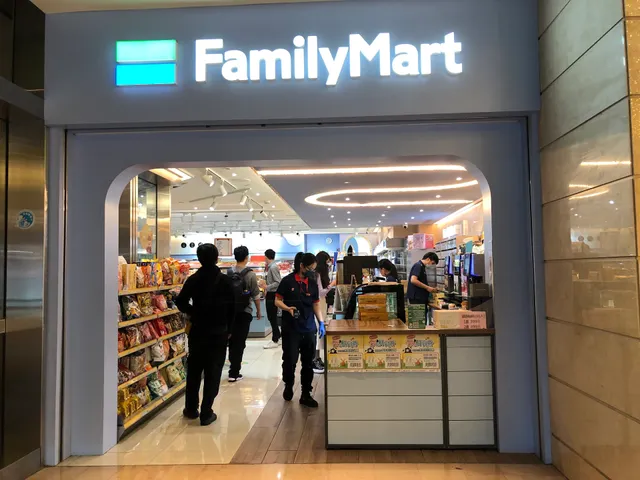 FamilyMart Taipei 101 Mall Store