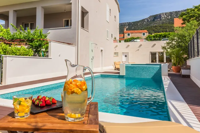 Bol Summer Residence