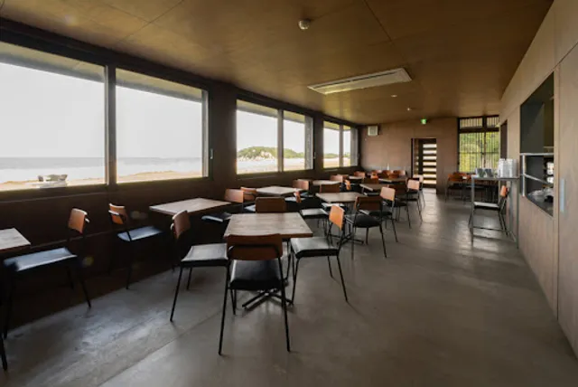 Inu Islands Ticket Center cafe.