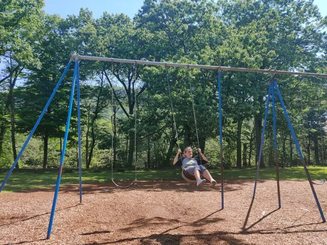 College Woods: East Rock Park