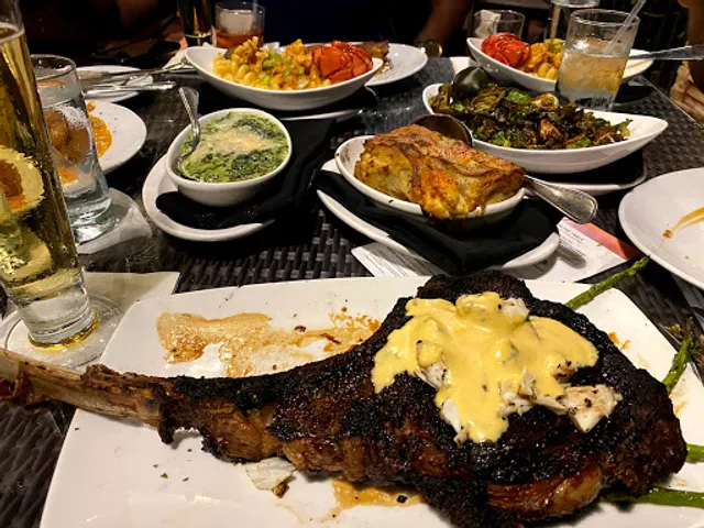 Fleming’s Prime Steakhouse & Wine Bar