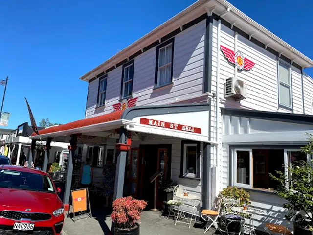Main Street Deli Café