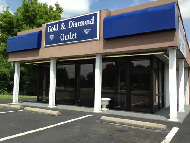 Gold & Diamond Outlet