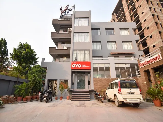 Capital O Hotel Satyam Inn