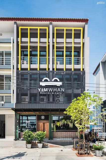 Yimwhan Hostel and Cafe Ayutthaya