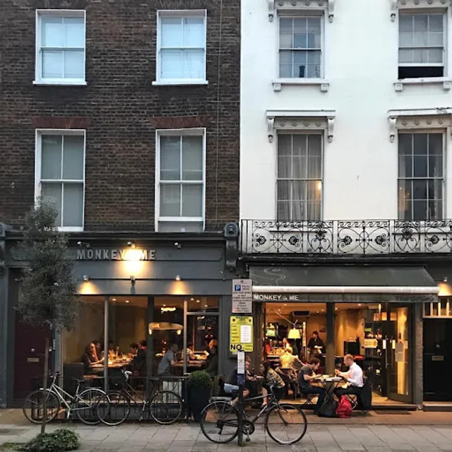 Monkey & Me Thai Cuisine