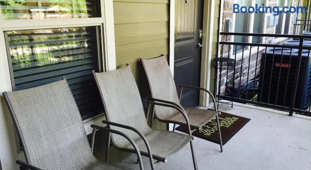 Resort Style Apartment/Home - The Woodlands