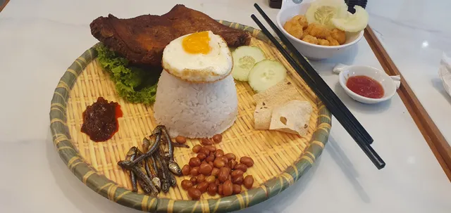 OldTown White Coffee - SM City San Lazaro