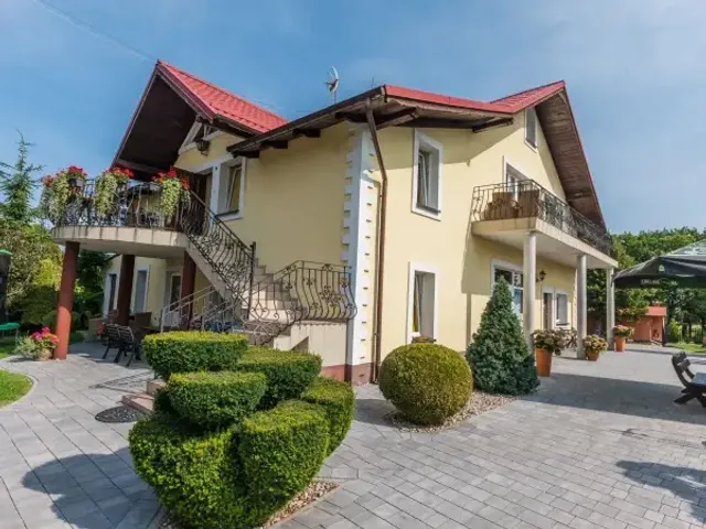 Wynajem Pokoi "Mkj Mireno"