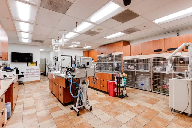 PetSmart Veterinary Services - San Diego (Sports Arena)