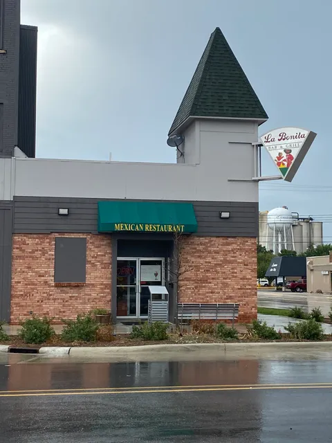 La Bonita Bar And Grill