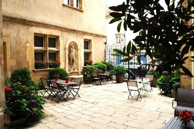 Hotel D'Haussonville