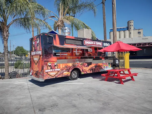 La Placita Food Truck Park
