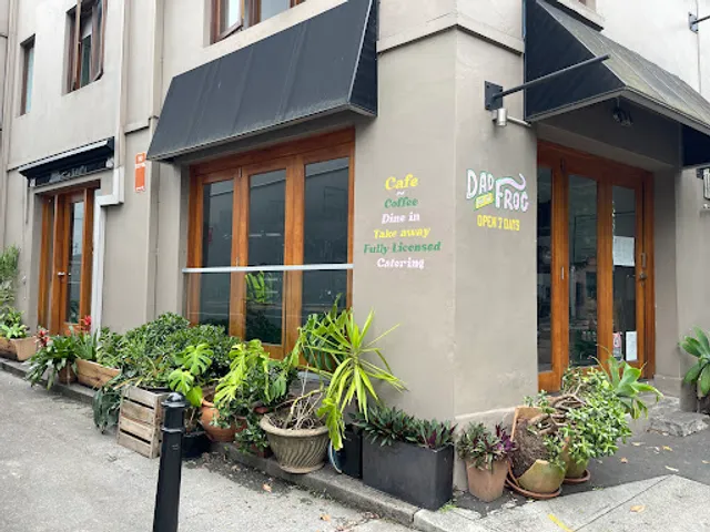 Dad and the Frog Café