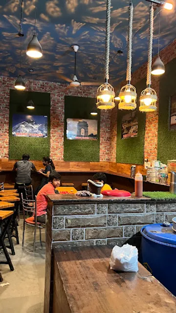 Mount Everest Chinese Fast Food