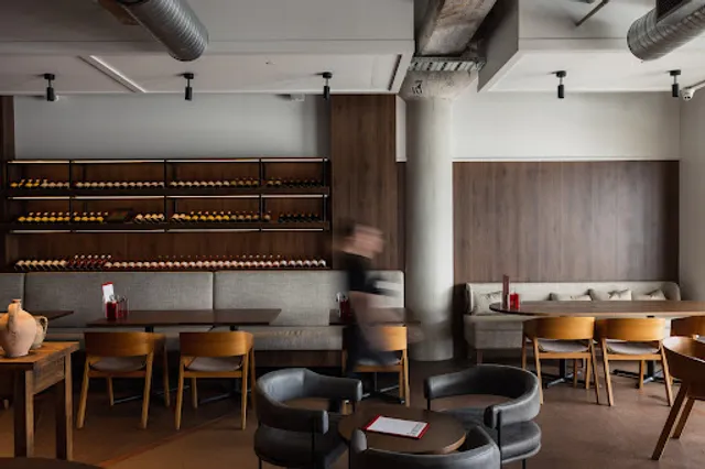 Somm Wine Bar & Bistro