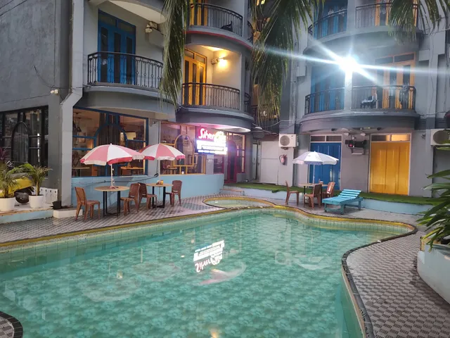 OYO Townhouse 256 Silver Palm Resort
