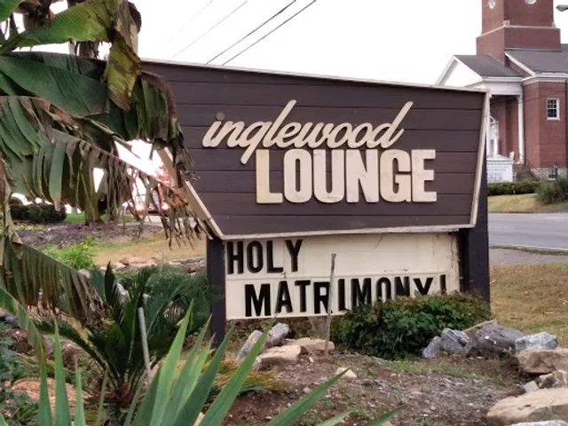 Inglewood Lounge