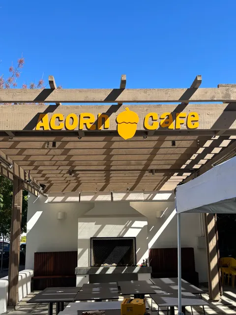 Acorn Cafe