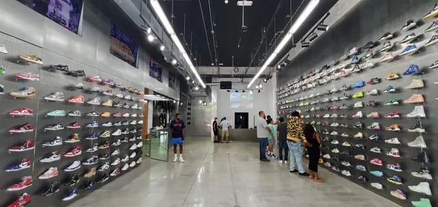 Flight Club Miami