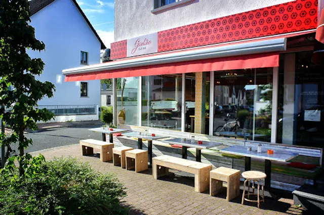 Galao Pub & Restaurant