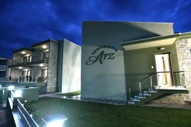 Arzo Apartments