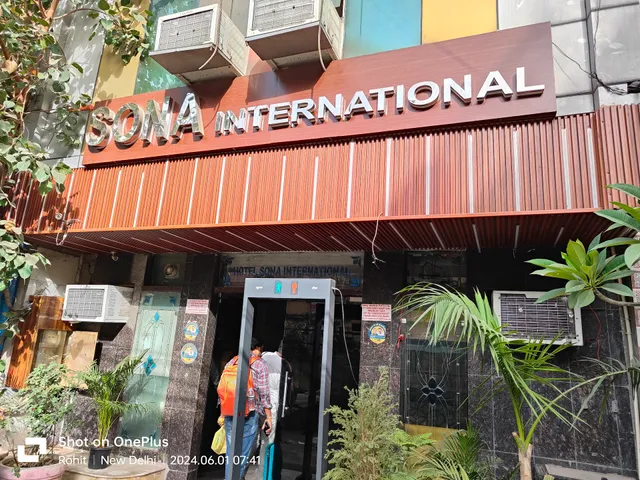 Hotel Sona International