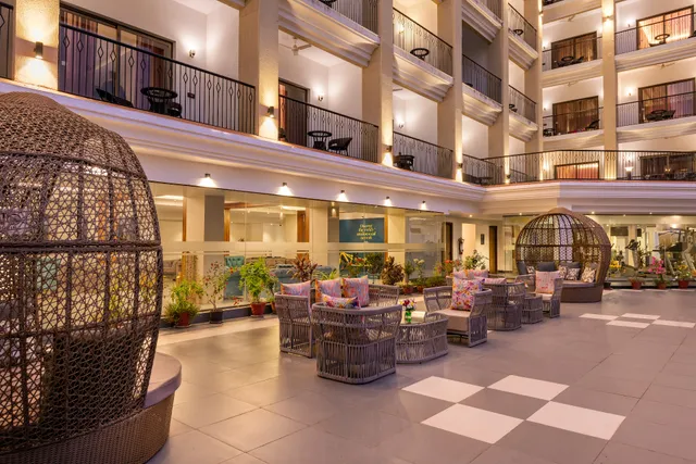 Golden Tulip Grand View Resort Candolim Goa