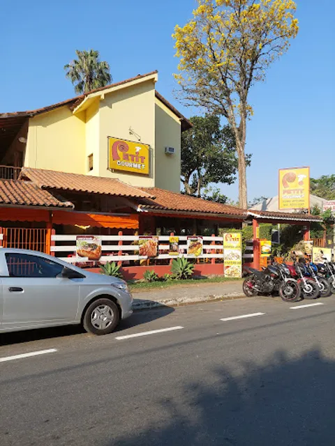 Petit Gourmet Restaurante