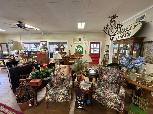 Jasper Antiques & Things