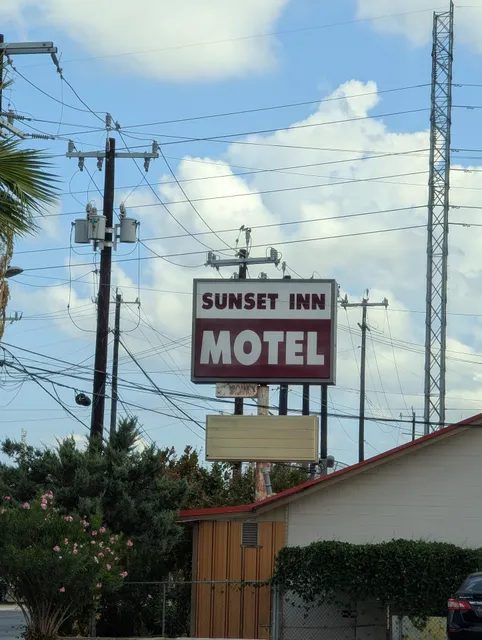 Sunset Inn