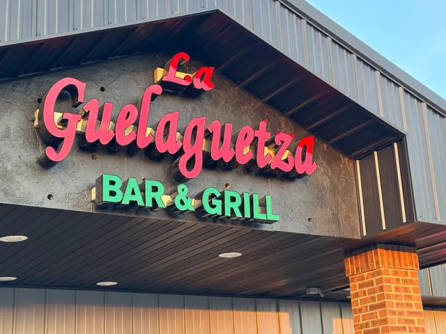 La Guelaguetza Bar & Grill