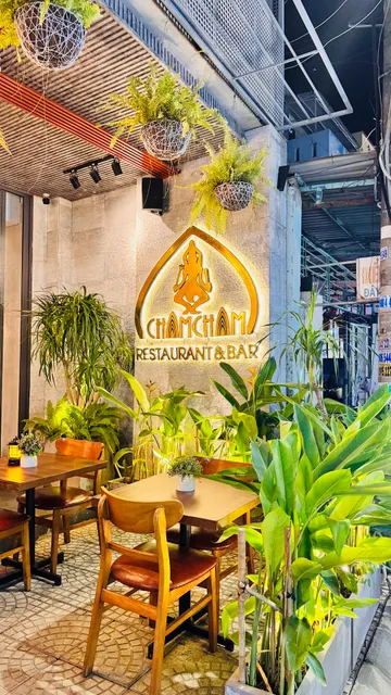 Chăm Chăm Hội An - Vietnamese Cuisine & Signature Food