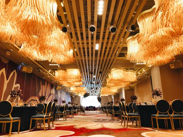 Amazing Hall – Yufeng Banquet Hall