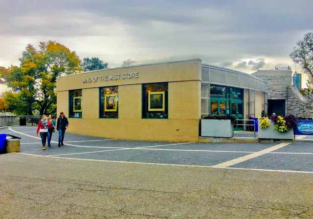 Maid of the Mist Store