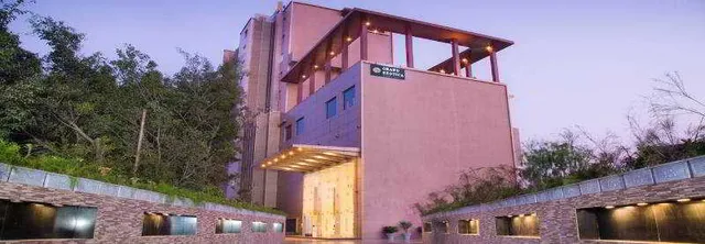 Grand Exotica Business Hotel